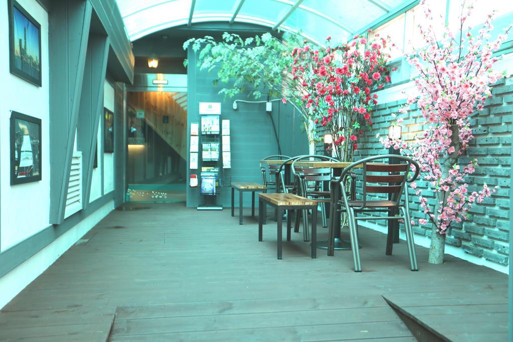 Must Stay Hotel Myeongdong Seul Exterior foto